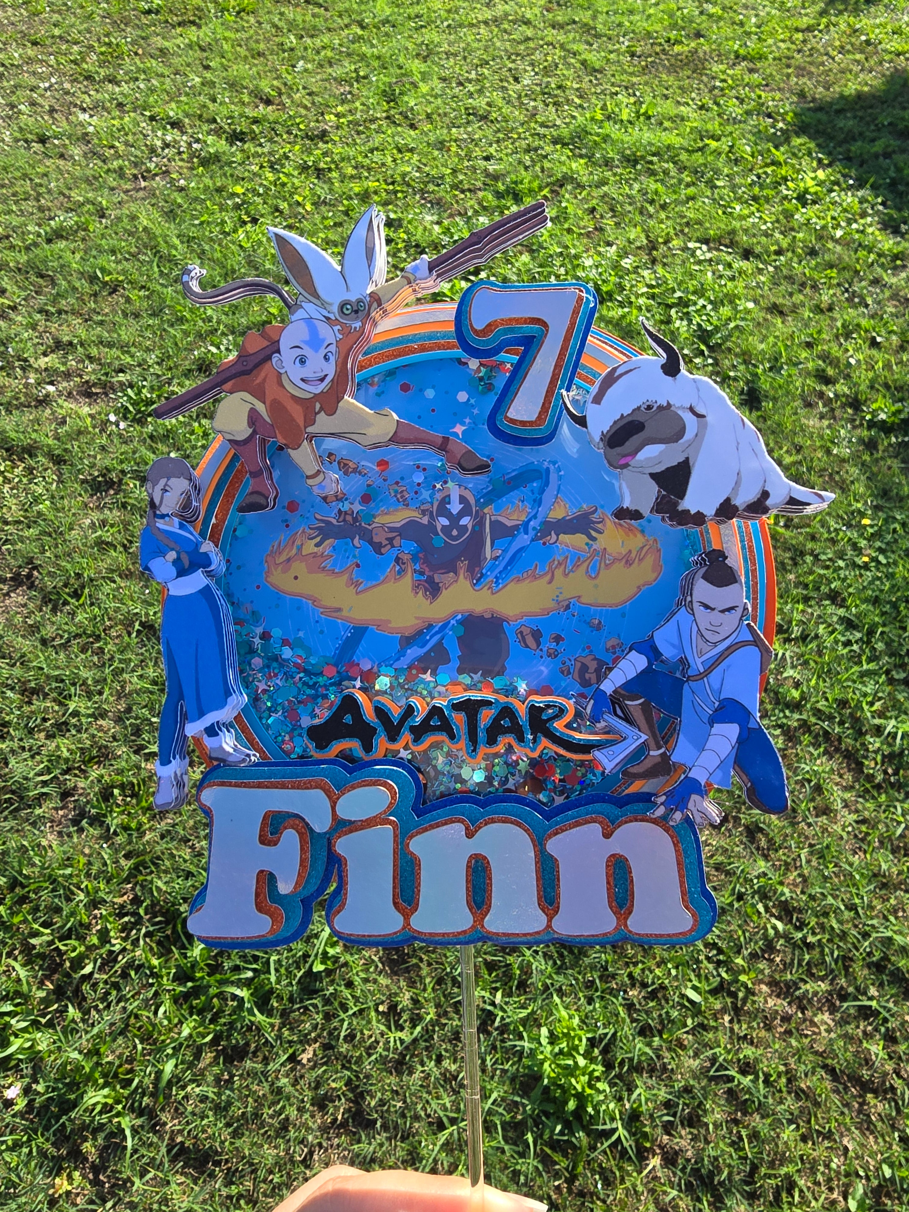 Personalized 3D Glitter Cartoon Cake Topper AVATAR ULTIMO MAESTRO AIRE