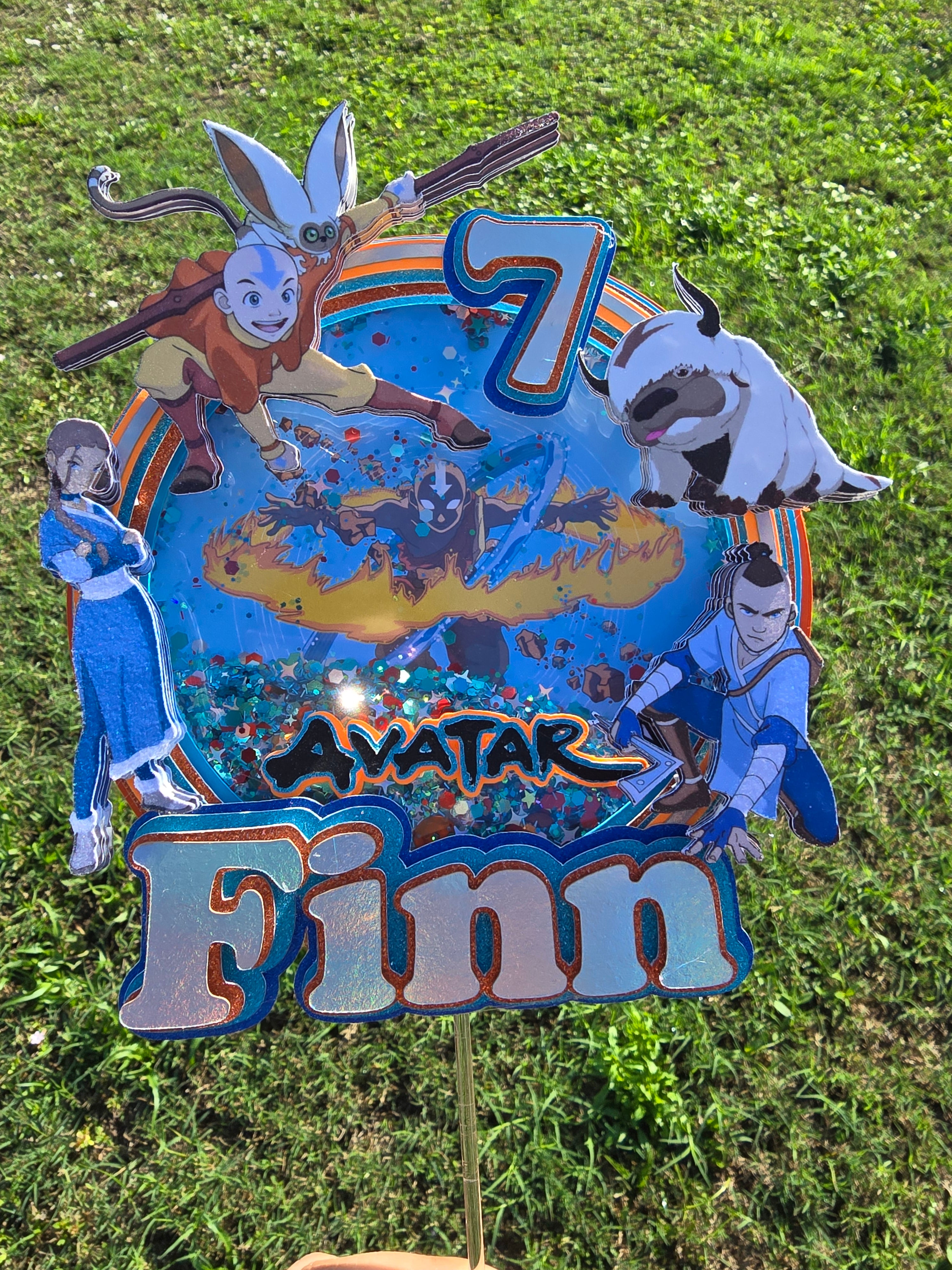 Personalized 3D Glitter Cartoon Cake Topper AVATAR ULTIMO MAESTRO AIRE