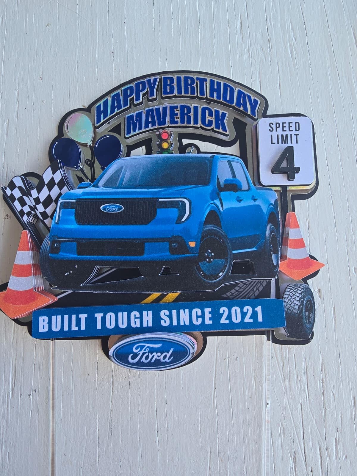 Personalized 3D Glitter Cartoon Cake Toppers for Children's Birthdays