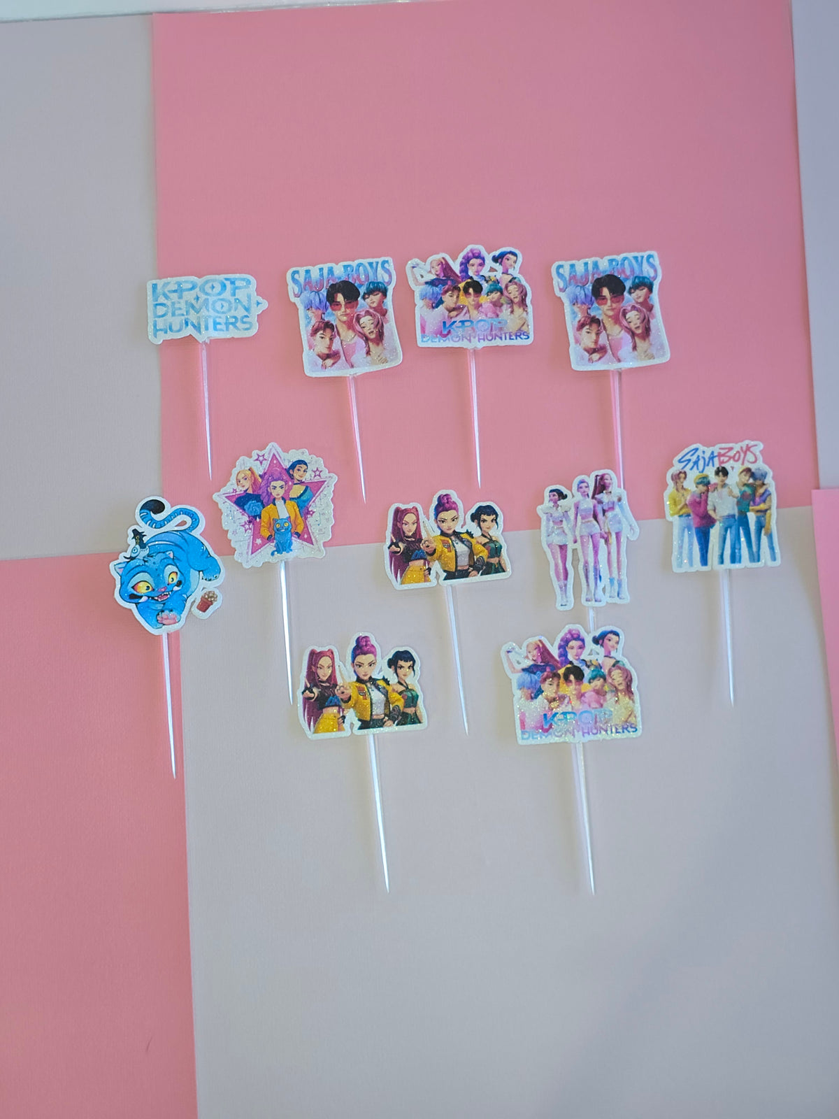 12 Pcs Glitter Cupcake Toppers. 12 Design k pop Cupcake Toppers. Food Decoration, Picks for Party Supplies