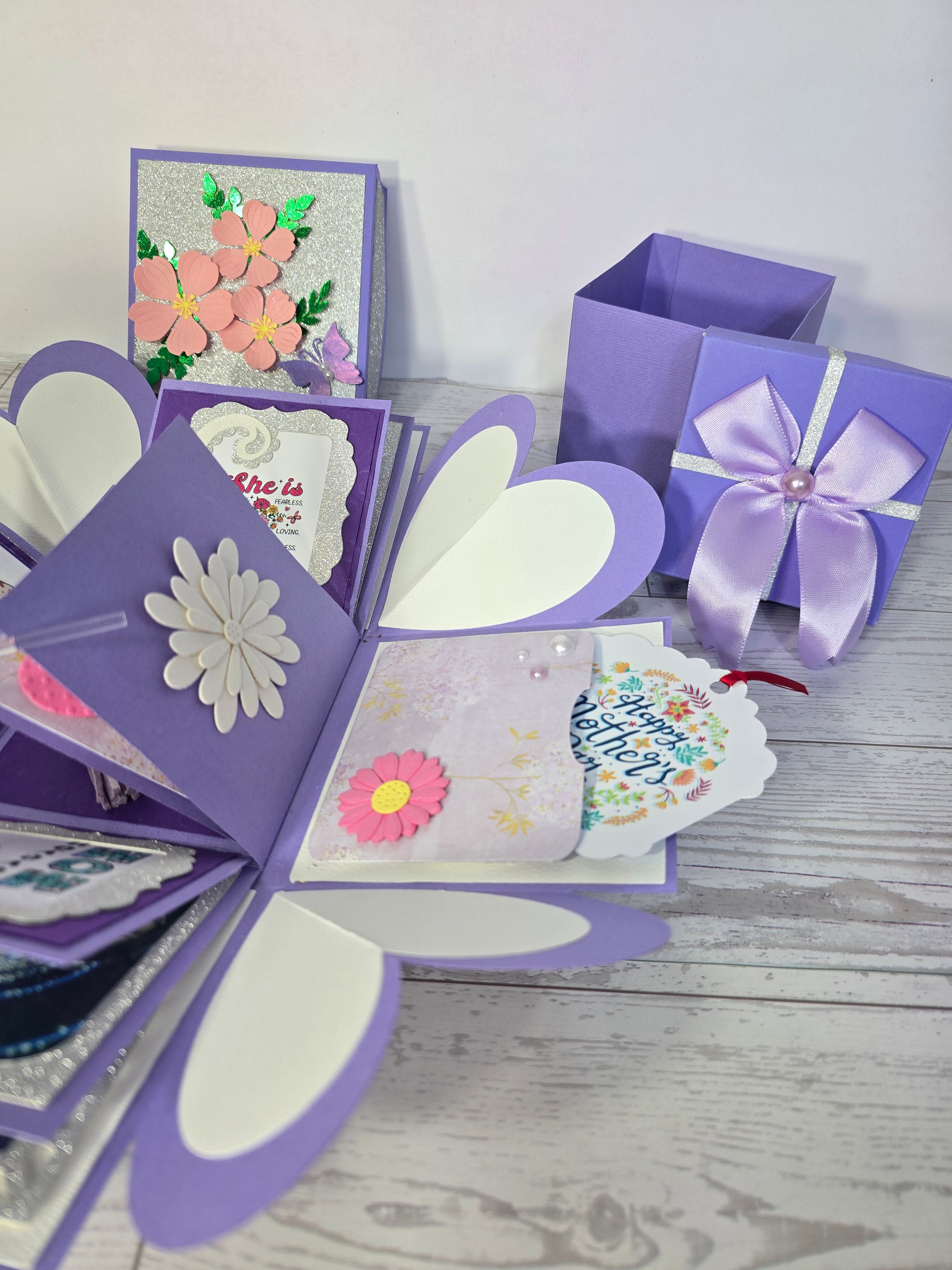 Personalized Exploding Box with Photos and Custom Text, Surprise Gift Box for Mom, Photo Memory Box with Inner Gift Box & Keychain.