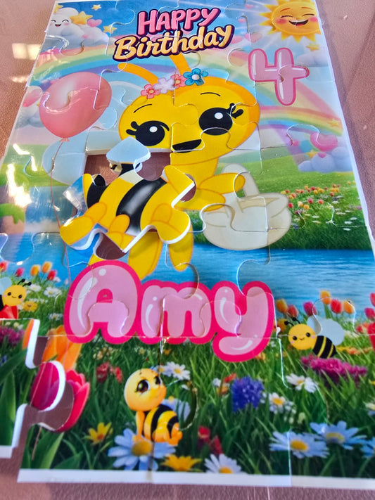 12 bolsas de regalo de cumpleaños personalizadas con nombre y edad. Bolsas con asas de cinta. 21,5 x 14 cm (Encanto).