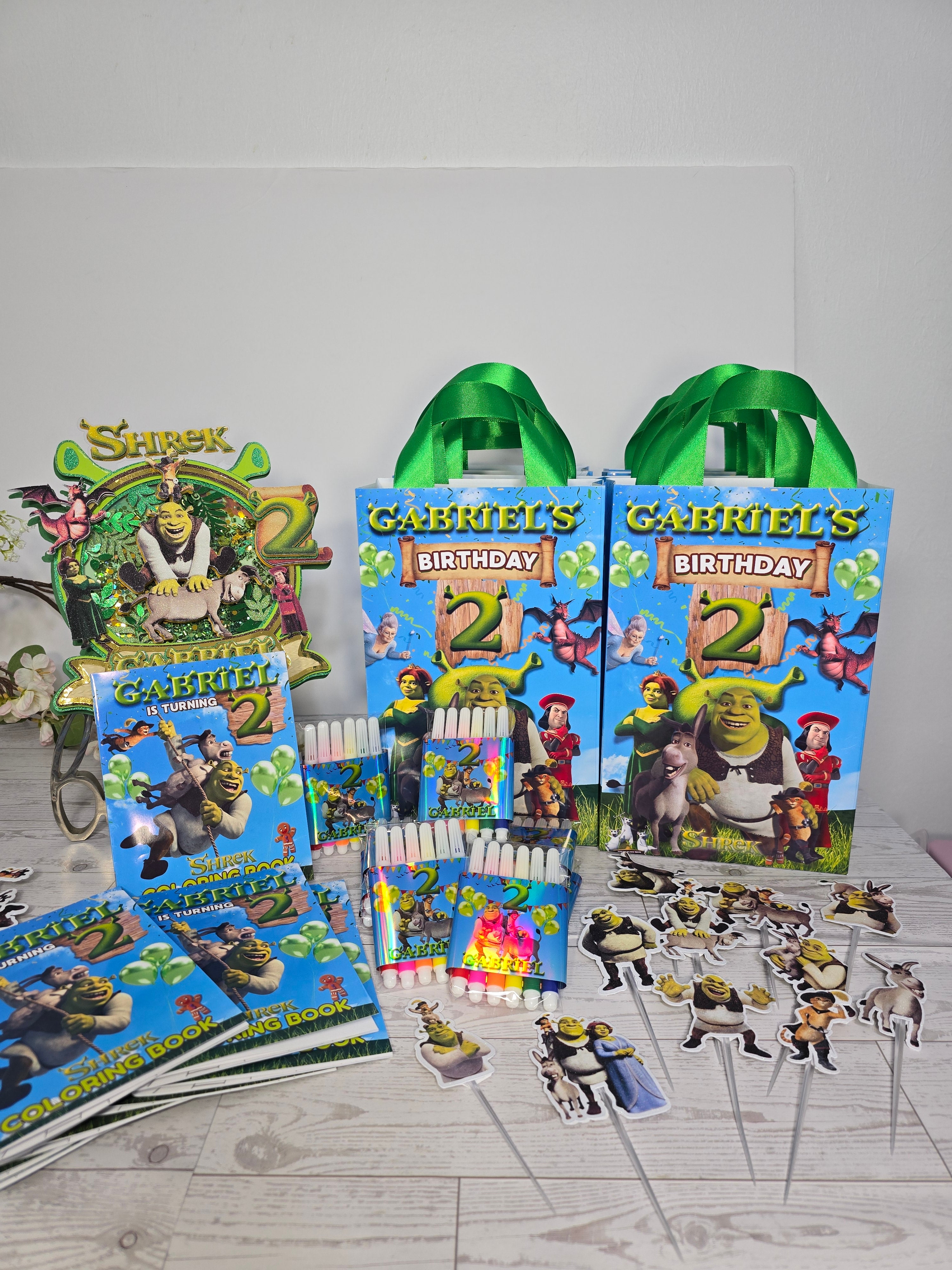 Personalized 3D Shrek Cake Topper – Glitter with Name & Age