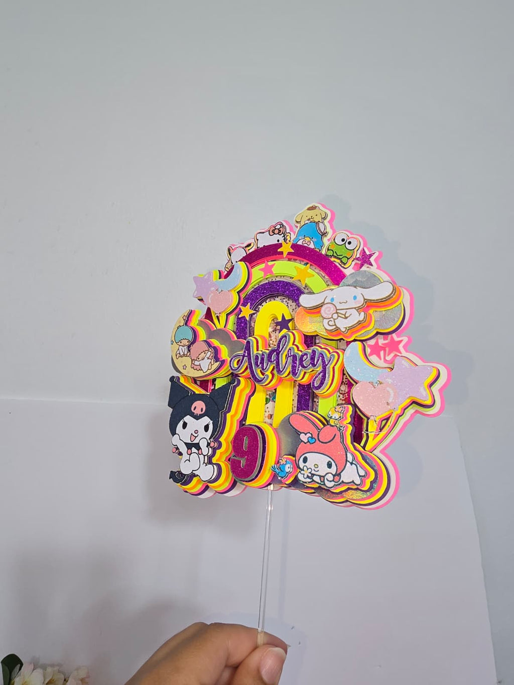 Cake Topper 3D Personalizado Sanrio Neon - Glitter con Nombre y Edad