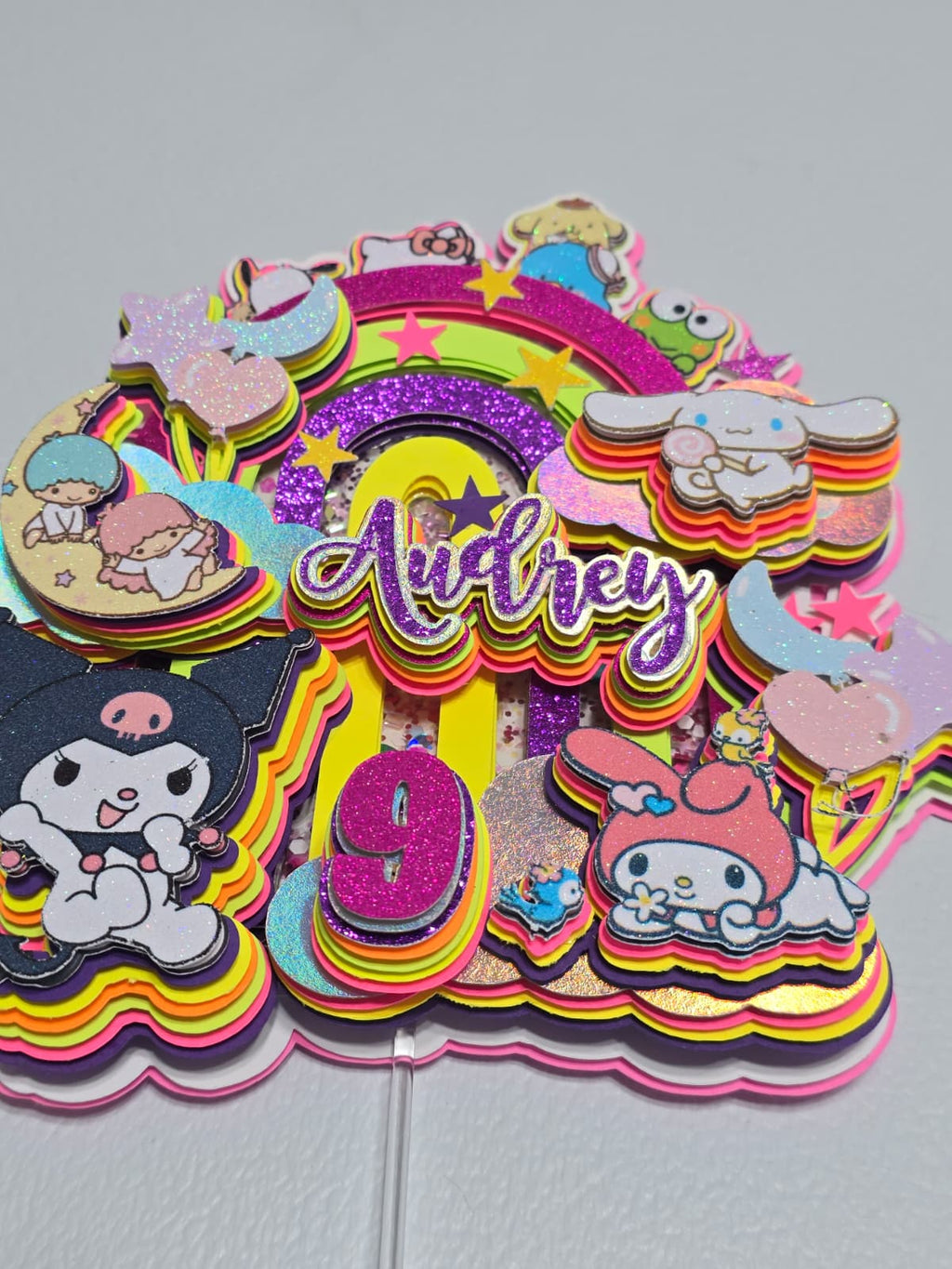 Cake Topper 3D Personalizado Sanrio Neon - Glitter con Nombre y Edad