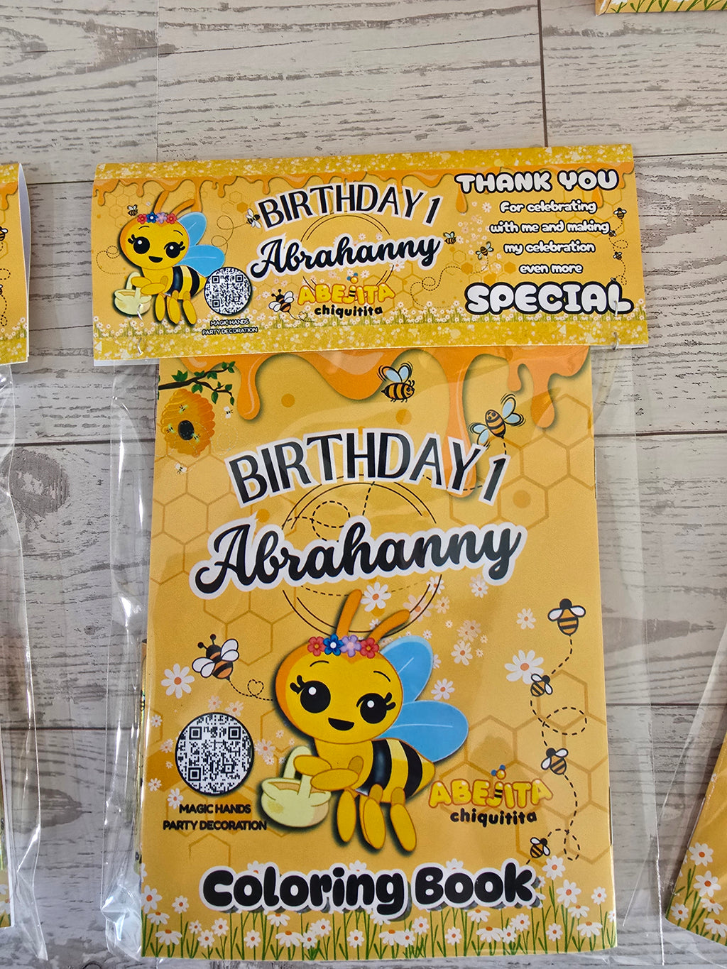 12 Personalized Coloring Book Set + 6 Markers | Kids Birthday Party Favors – Sold by Dozen Abejita