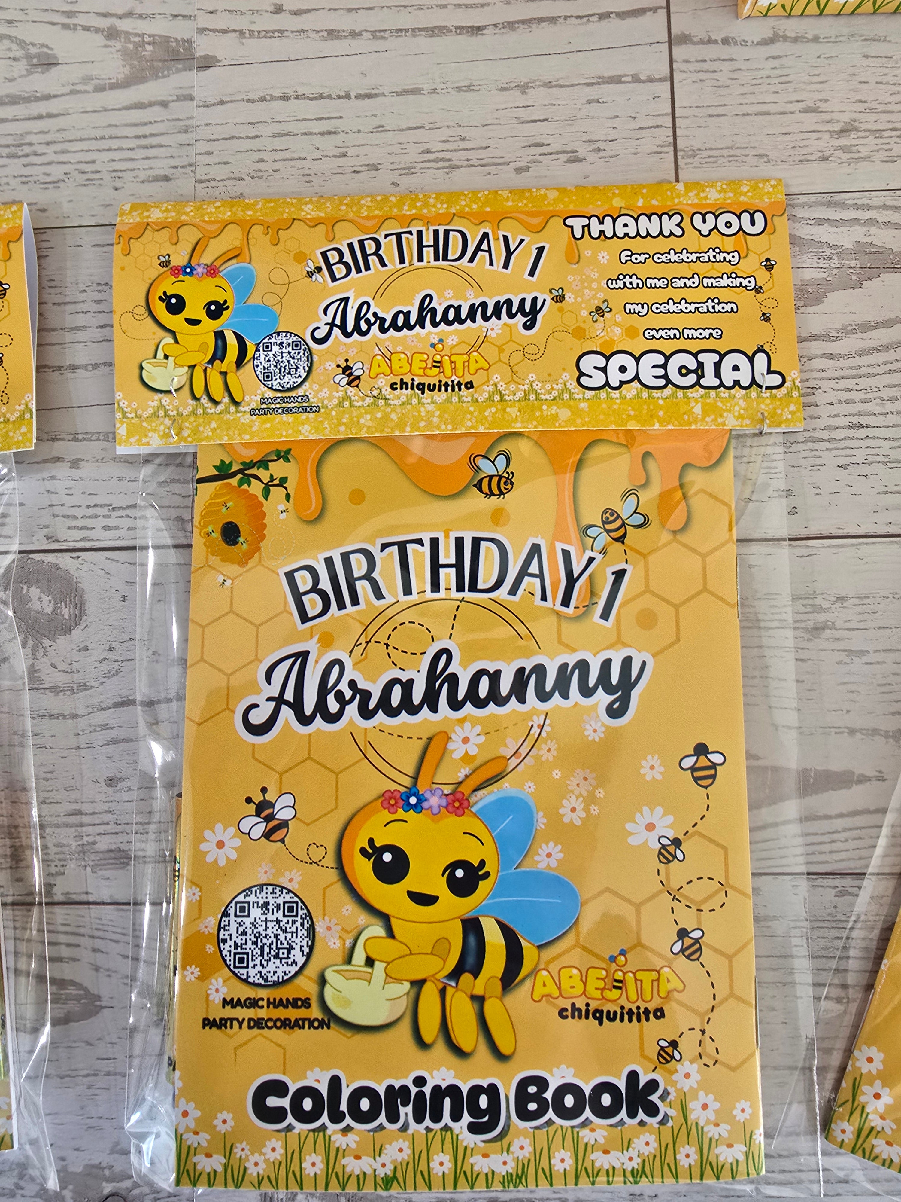 12 Personalized Coloring Book Set + 6 Markers | Kids Birthday Party Favors – Sold by Dozen Abejita