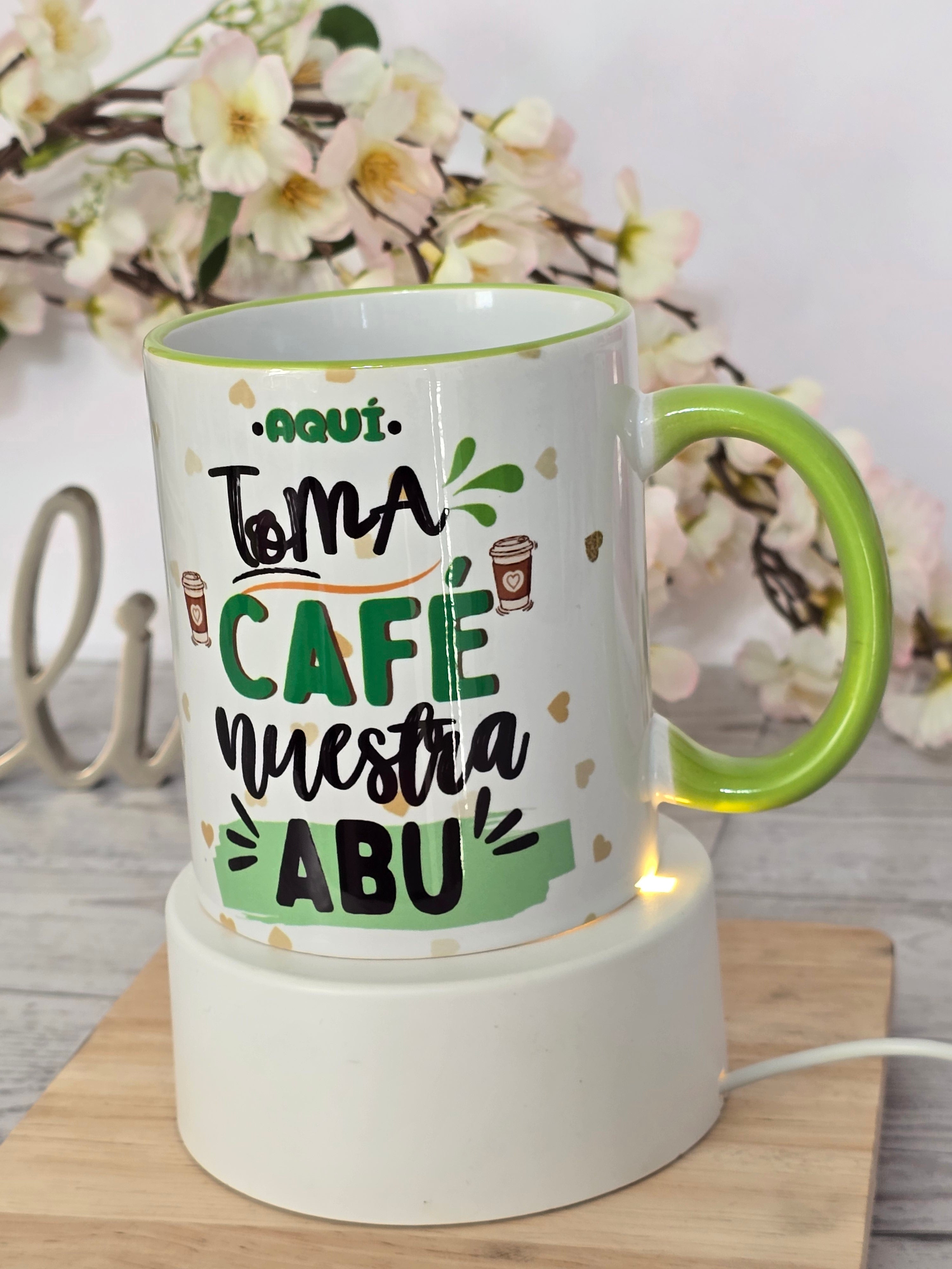 Taza Personalizada Día de la Madre | Mamá, Abuela, Abu, Bisabuela | 11oz Cerámica