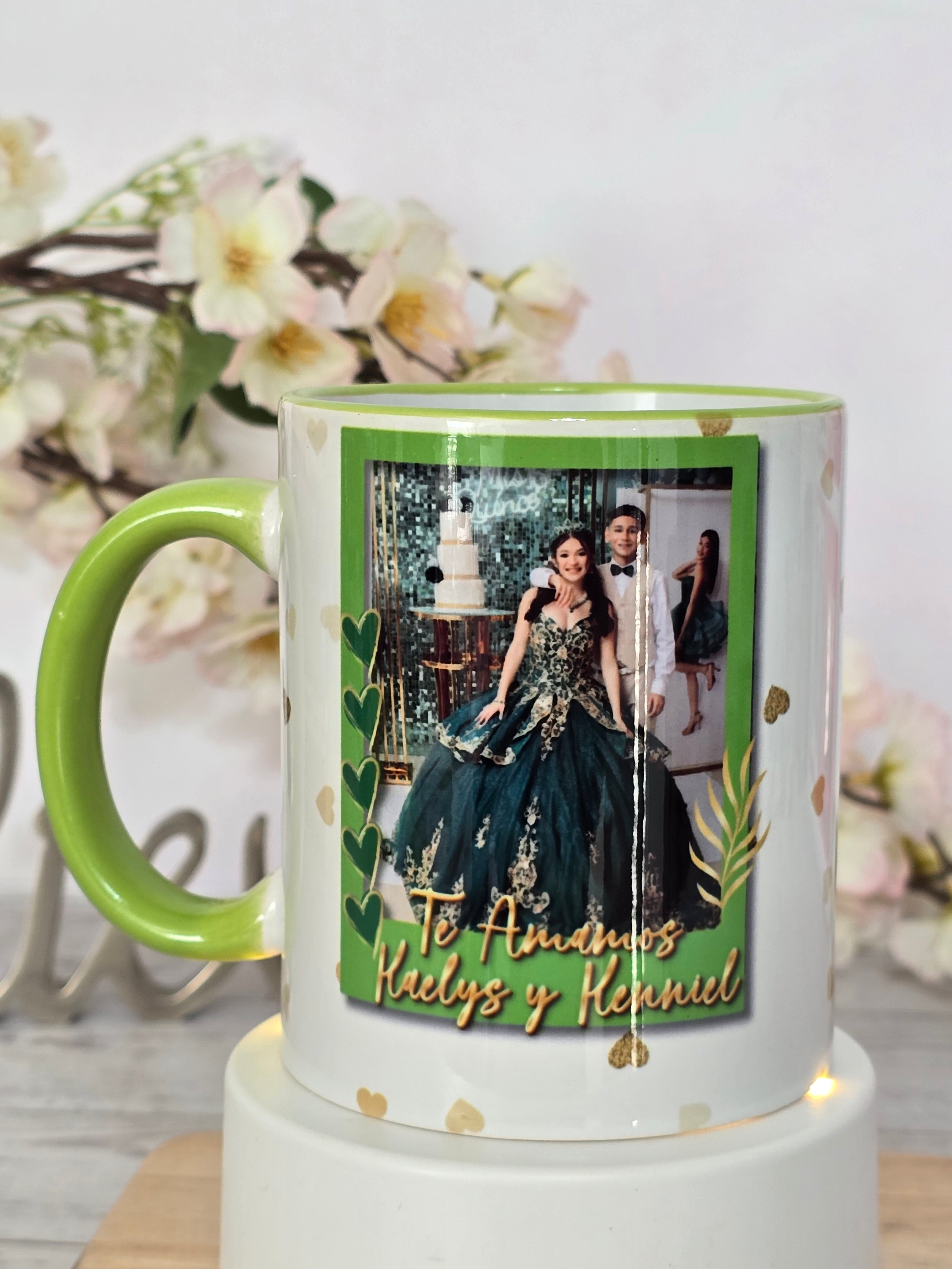 Taza Personalizada Día de la Madre | Mamá, Abuela, Abu, Bisabuela | 11oz Cerámica