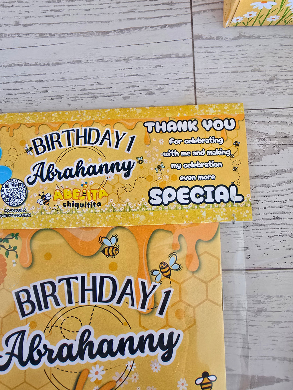12 Personalized Coloring Book Set + 6 Markers | Kids Birthday Party Favors – Sold by Dozen Abejita