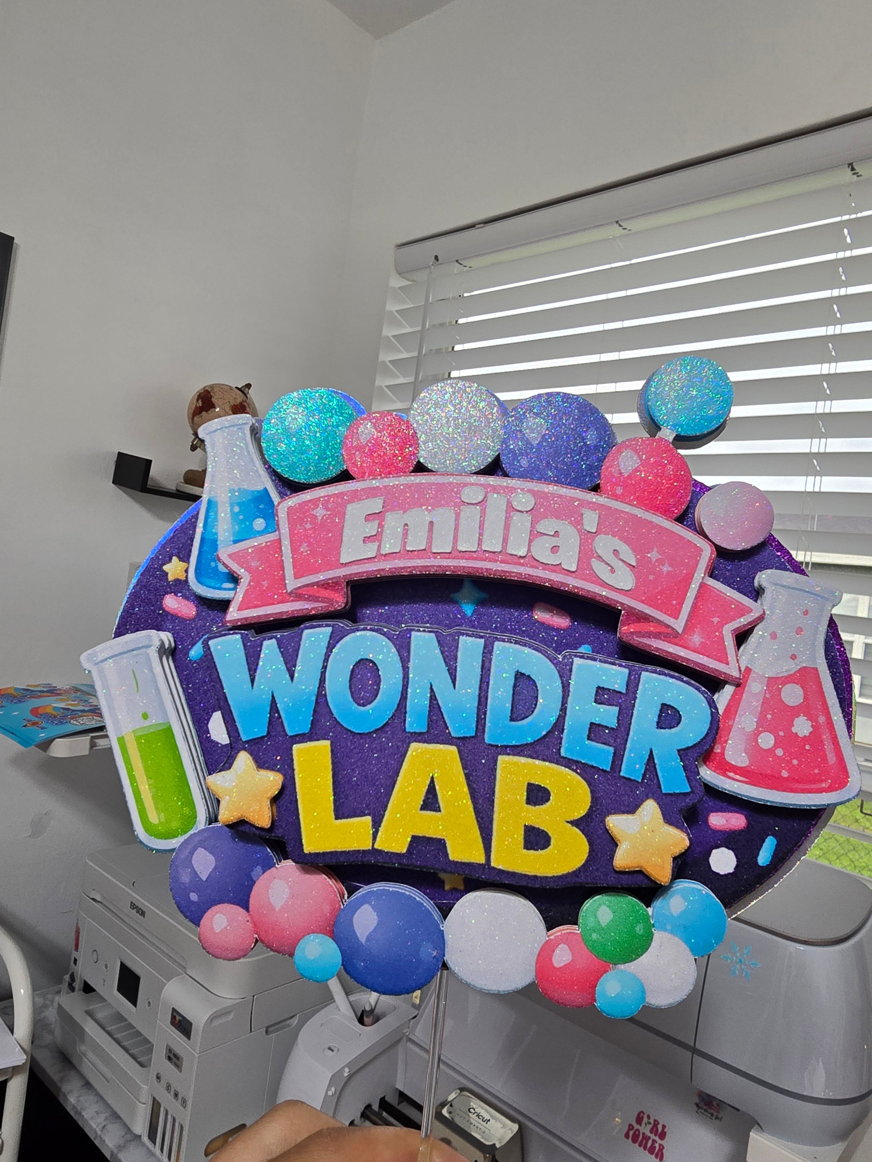 Personalized 3D Wonder Lab Cake Topper – Glitter with Name & Age