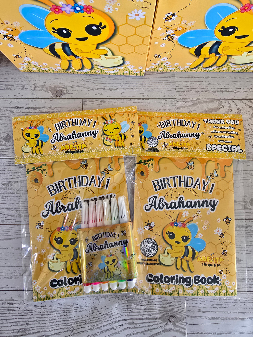 12 Personalized Coloring Book Set + 6 Markers | Kids Birthday Party Favors – Sold by Dozen Abejita