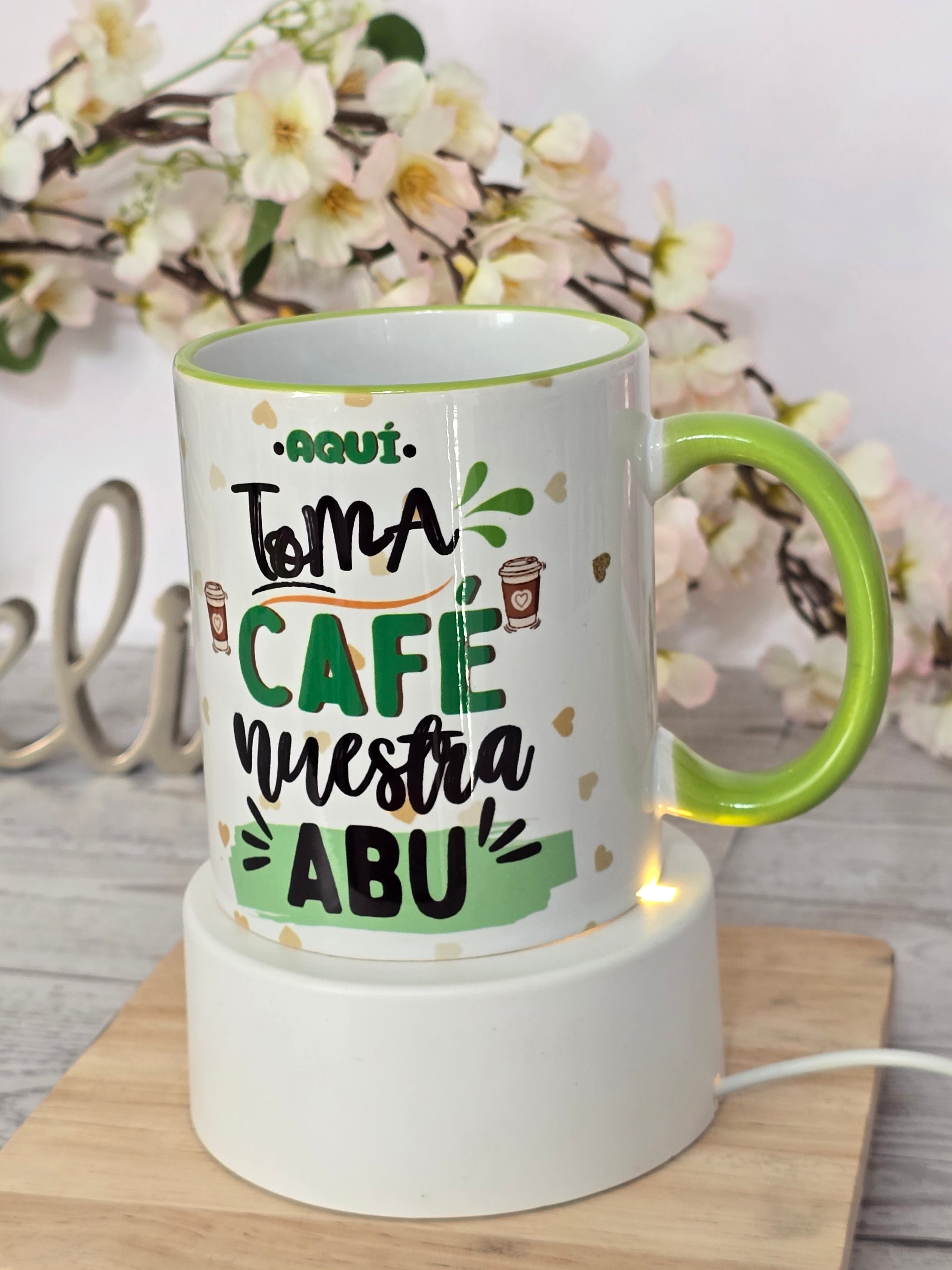 Taza Personalizada Día de la Madre | Mamá, Abuela, Abu, Bisabuela | 11oz Cerámica
