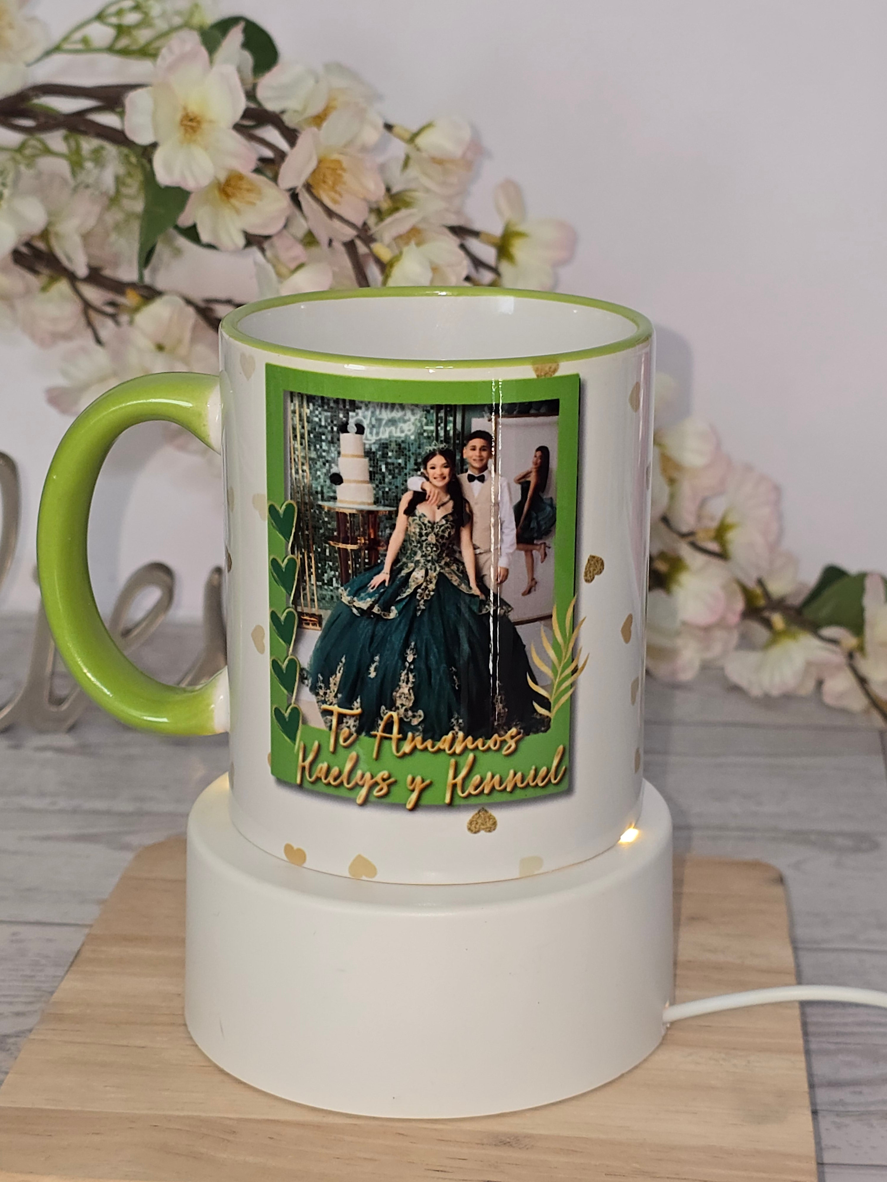 Taza Personalizada Día de la Madre | Mamá, Abuela, Abu, Bisabuela | 11oz Cerámica