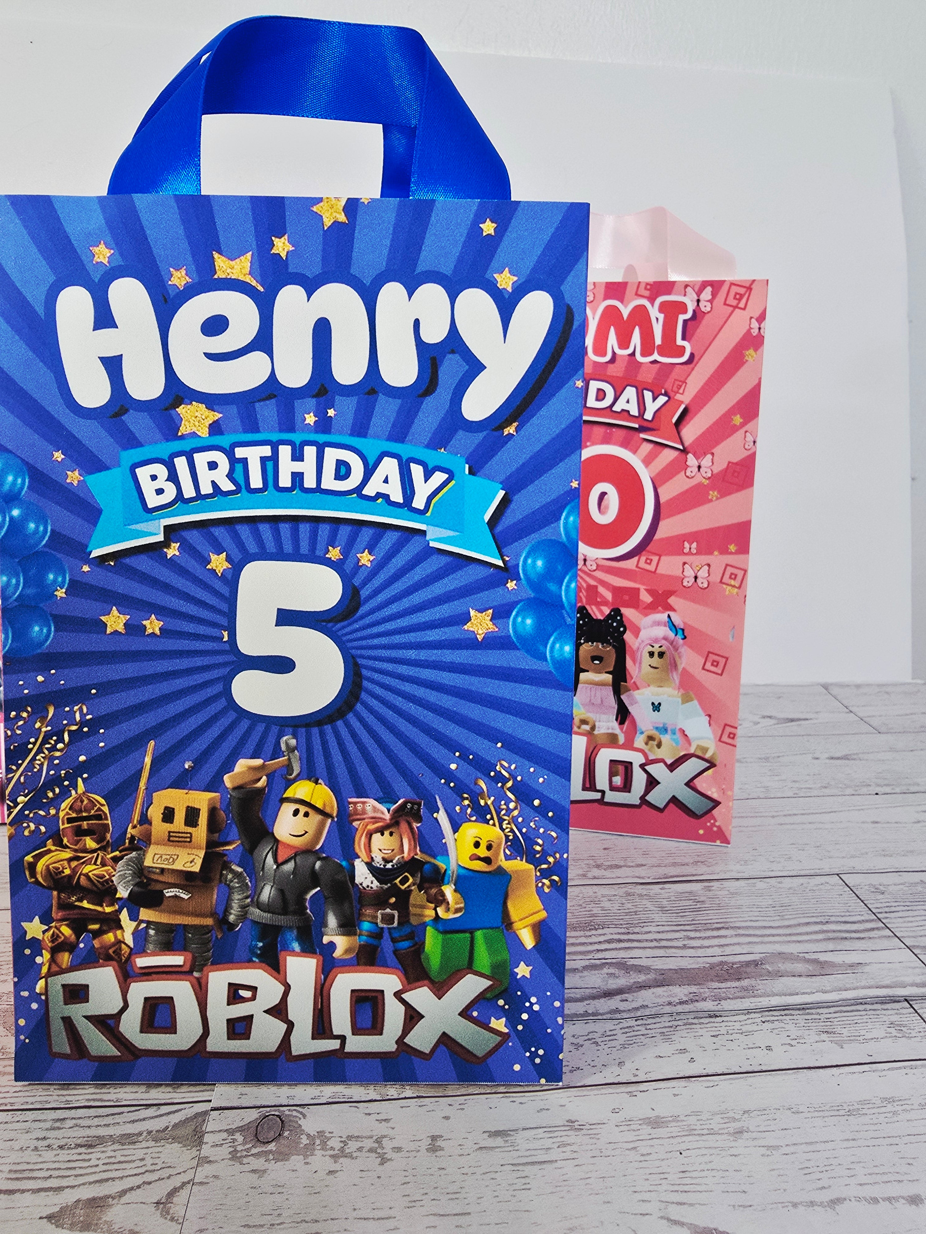 12 Personalized Roblox Birthday Gift Bags with Name & Age – 8.5"x5.5" Ribbon Handles